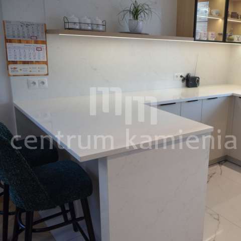 golden-kite-biuro-rachunkowe-blaty-kuchenne-z-kamienienia-mm-centrum-kamienia-12.jpg